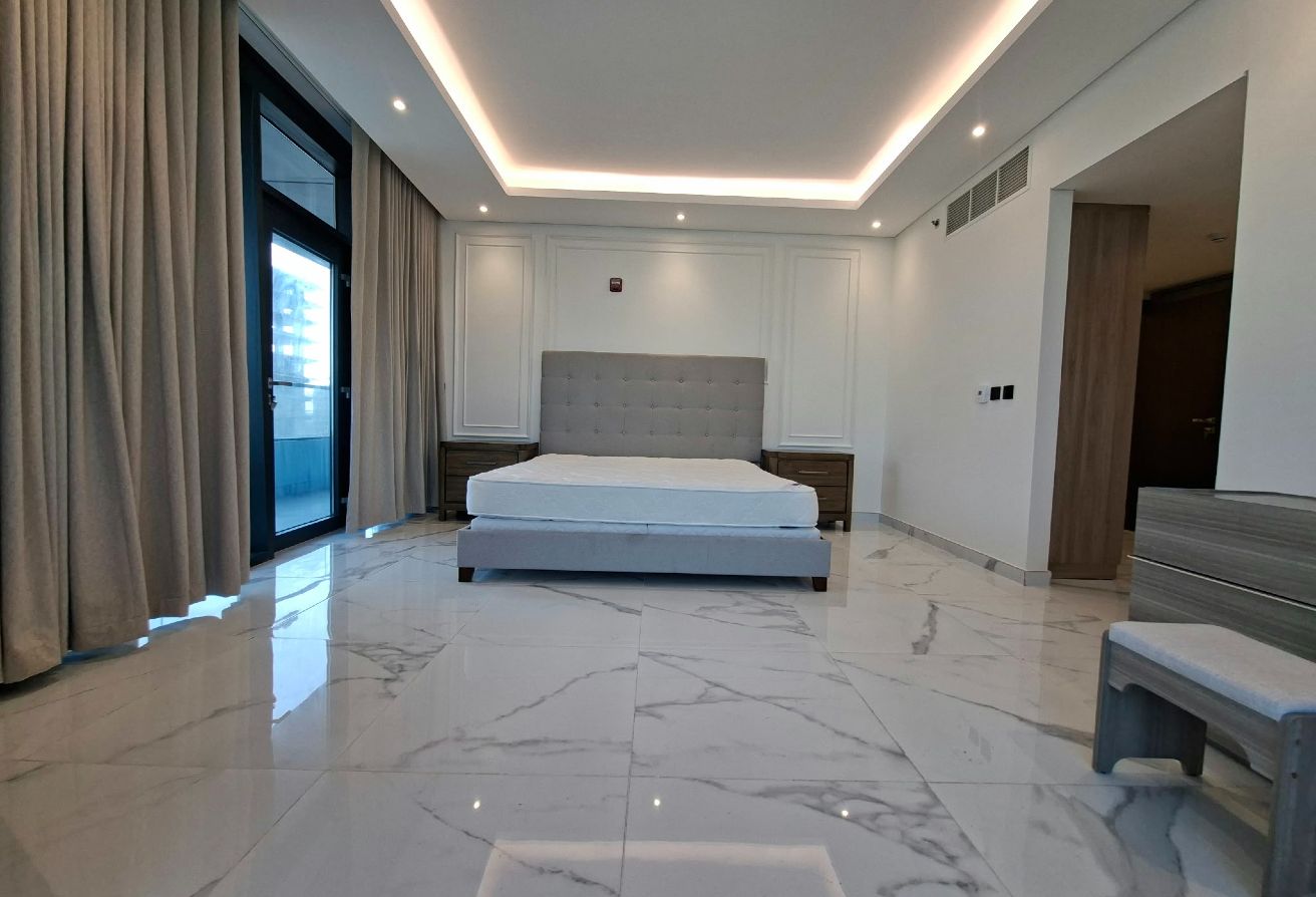 Luxury 2 BHK | Bills Included | Lusail Marina thumbnail 15