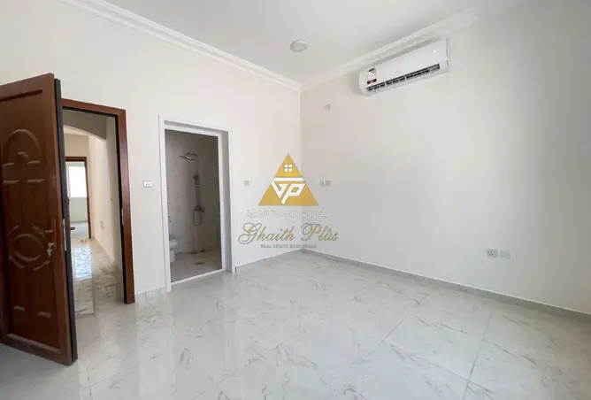 62804561 - Property Image 3