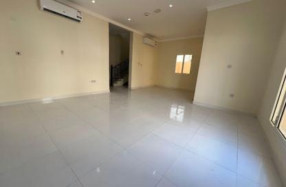 Villa - 6 Bedrooms - 4 Bathrooms for rent in Umm Salal Ali - Umm Salal Ali - Doha Villa - 6 Bedrooms - 4 Bathrooms for rent in Umm Salal Ali - Umm Salal Ali - Doha