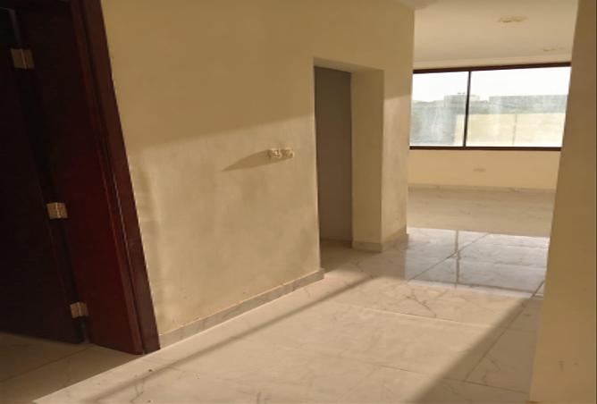 1013798 - Property Image 3