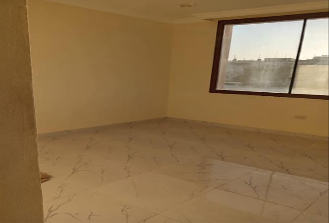 1013798 - Property Image 2