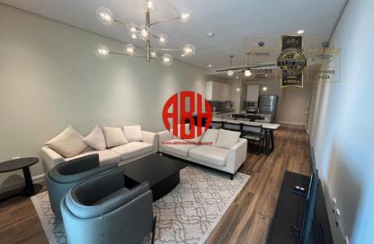 Apartment - 2 Bedrooms - 3 Bathrooms for rent in Floresta Gardens - Floresta Gardens - The Pearl Island - Doha