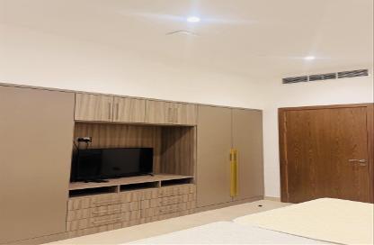 Apartment - 1 Bedroom - 2 Bathrooms for rent in Old Salata - Salata - Doha