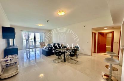 Apartment - 2 Bedrooms - 2 Bathrooms for rent in Viva East - Viva Bahriyah - The Pearl Island - Doha