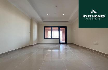 Apartment - 1 Bedroom - 2 Bathrooms for rent in West Porto Drive - Porto Arabia - The Pearl Island - Doha