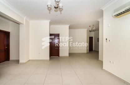 Apartment - 2 Bedrooms - 2 Bathrooms for rent in Al Mansoura - Al Mansoura - Doha