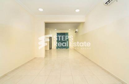 Compound - 5 - 5 for sale in Umm Salal Ali - Umm Salal Ali - Doha