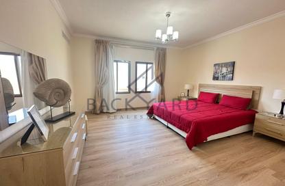 Villa - 4 Bedrooms - 4 Bathrooms for rent in Ain Khalid Gate - Ain Khaled - Doha