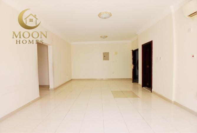 54978135 - Property Main Image