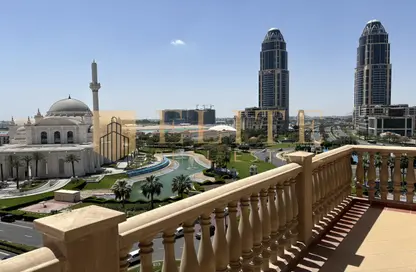 Apartment - 1 Bedroom - 2 Bathrooms for rent in West Porto Drive - Porto Arabia - The Pearl Island - Doha