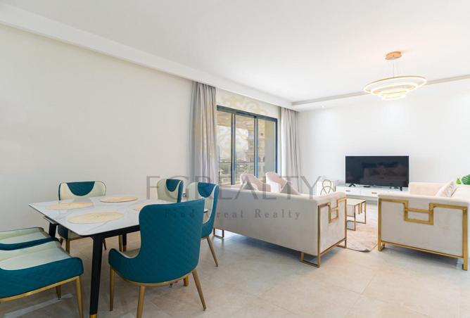 988787 - Property Image 2