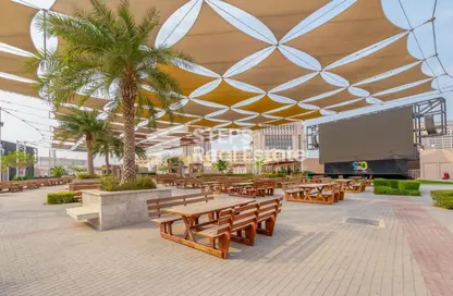 محل تجاري - استوديو - 4 حمامات للايجار في عنيزة - عنيزة - الدوحة