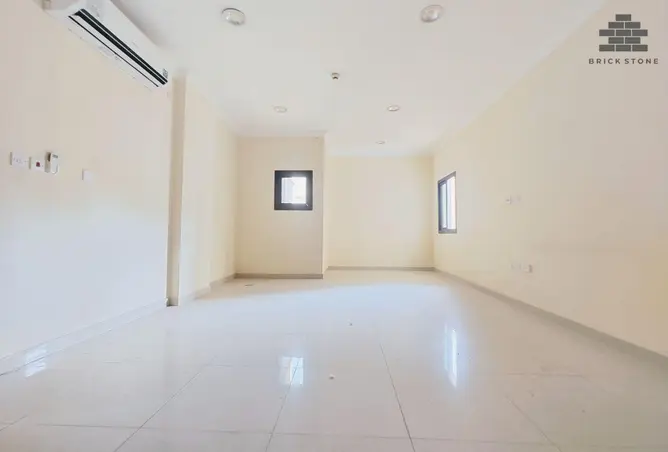 63477682 - Property Image 2