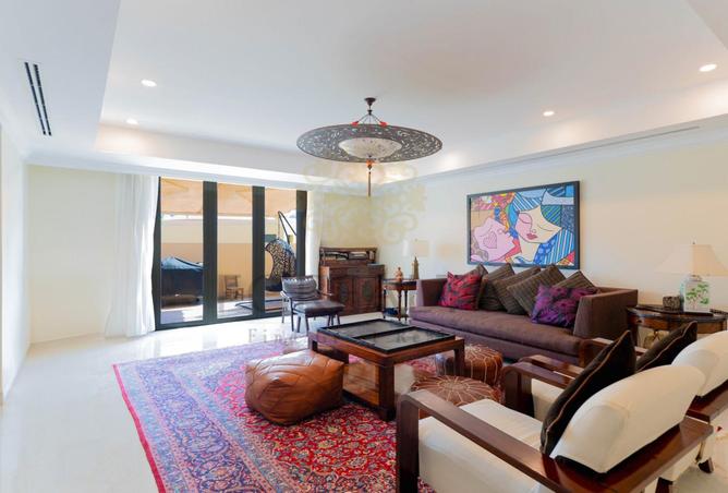 1002992 - Property Image 2