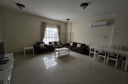 Apartment - 2 Bedrooms - 2 Bathrooms for rent in Fereej Bin Mahmoud South - Fereej Bin Mahmoud - Doha