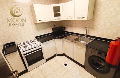 Apartment - 1 Bedroom - 2 Bathrooms for rent in Salaja Street - Doha Al Jadeed - Doha