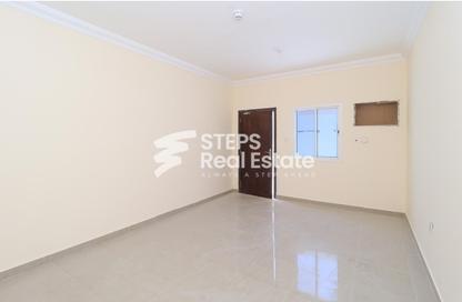 Labor Camp - Studio - 7+ Bathrooms for rent in East Industrial Street - Birkat Al Awamer - Al Wakra