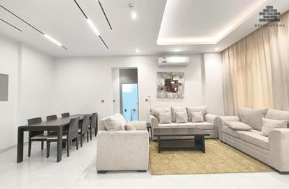Apartment - 2 Bedrooms - 3 Bathrooms for rent in Al Mansoura - Al Mansoura - Doha