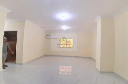 شقة - 2 غرف نوم - 2 حمامات للايجار في سومرست أل منصور - المنصورة - الدوحة