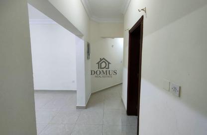 Apartment - 2 Bedrooms - 2 Bathrooms for rent in Thabit Bin Zaid Street - Al Mansoura - Doha