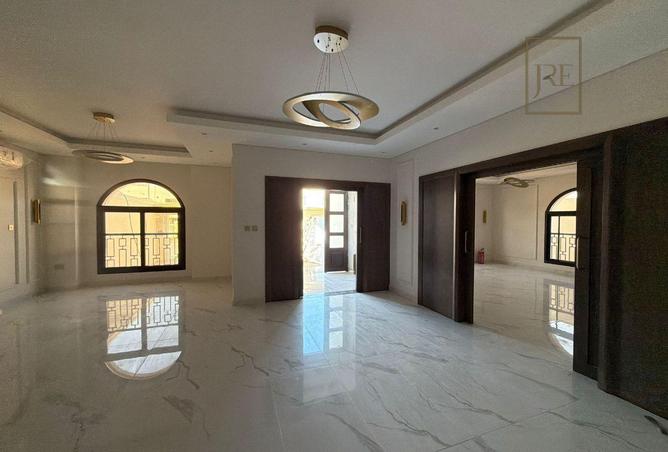 53570582 - صورة العقار 2