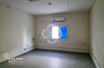 سكن عمال - استوديو - 7+ للإيجار في القرية اللوجيستية قطر - الوكرة