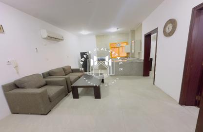 Apartment - 1 Bedroom - 1 Bathroom for rent in Umm Ghuwailina 4 - Umm Ghuwailina - Doha