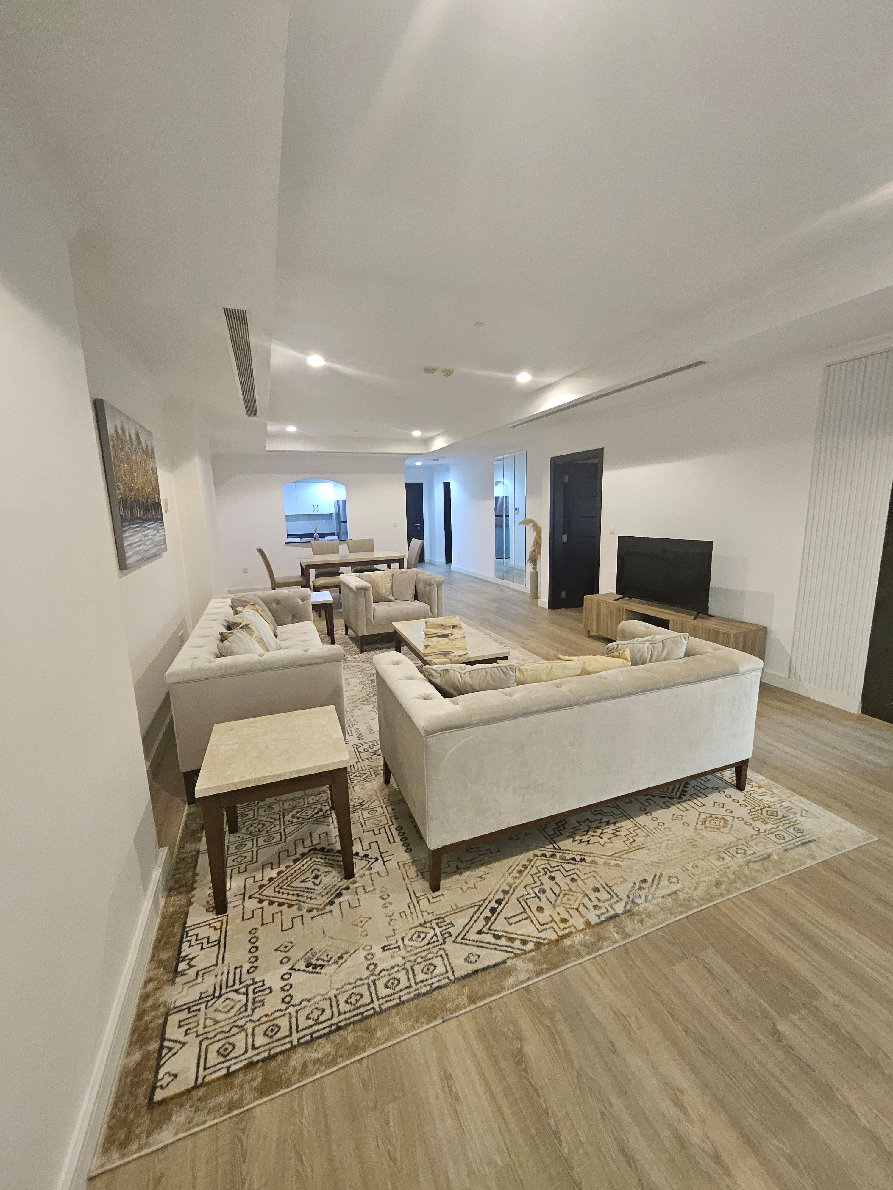 LUXURY BIG LAYOUT 1BEDROOM FULLY FURNISHED BALCONY thumbnail 10
