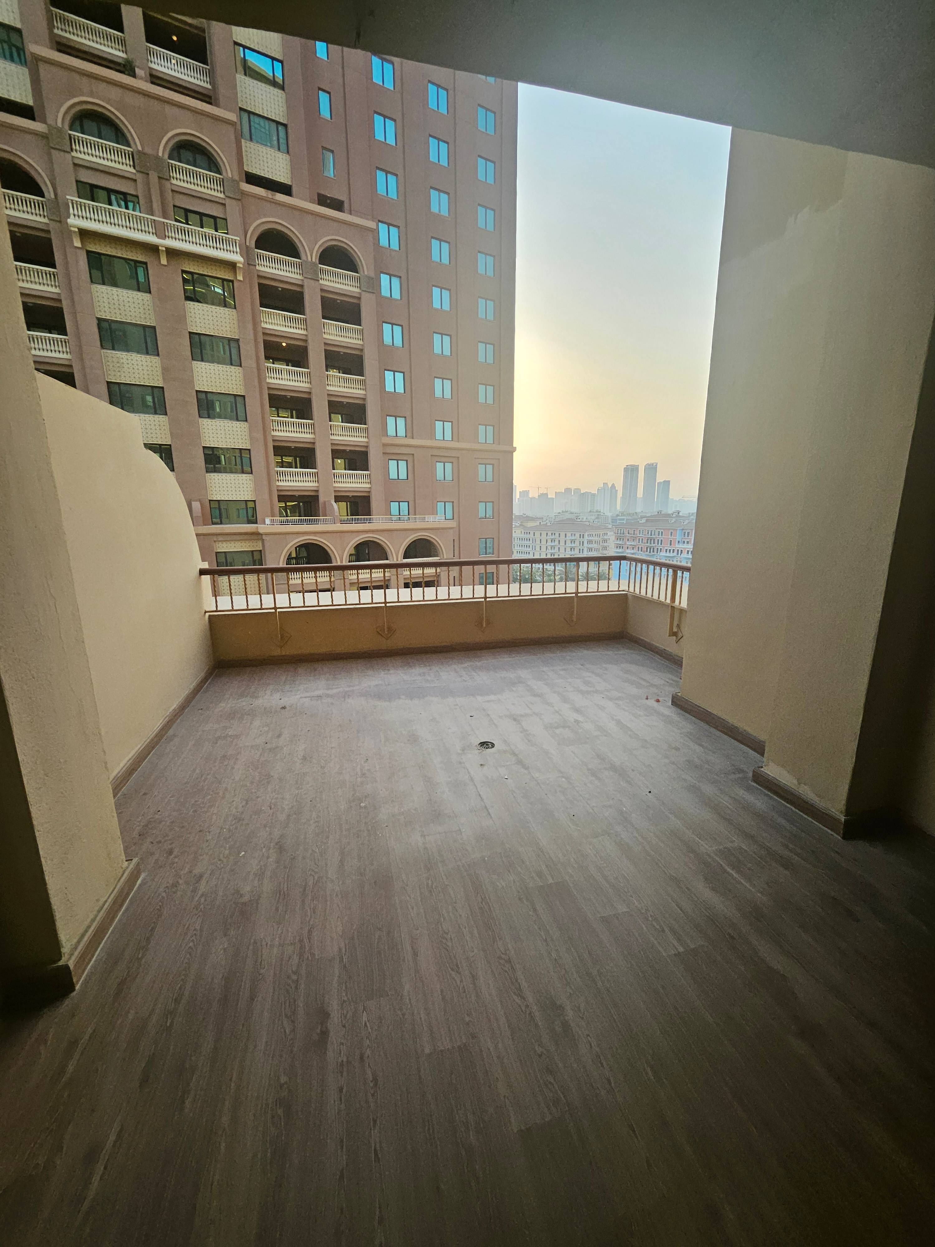 LUXURY BIG LAYOUT 1BEDROOM FULLY FURNISHED BALCONY thumbnail 15