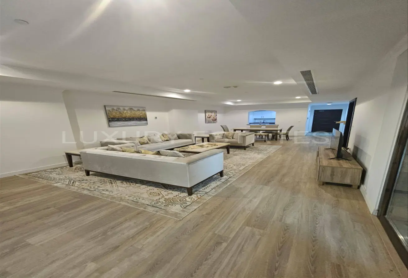 55078804 - Property Main Image