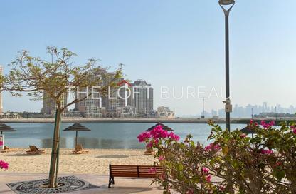 Apartment - 1 - 2 for rent in Viva West - Viva Bahriyah - The Pearl Island - Doha