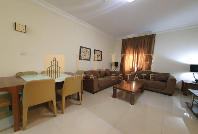 1032369 - Property Image 3