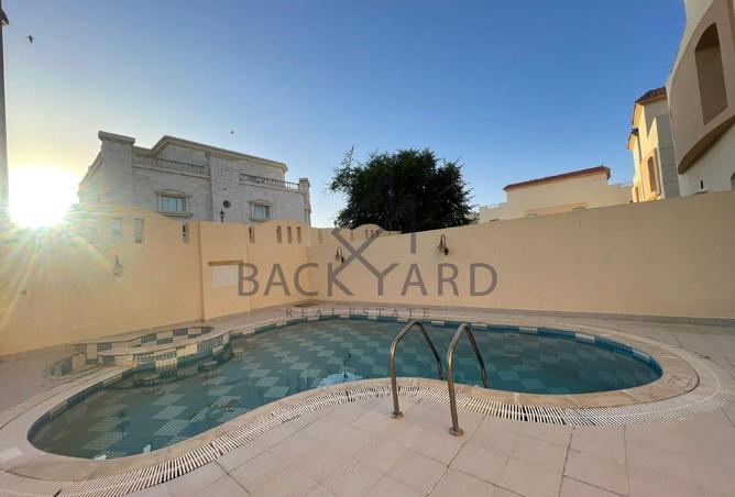 997866 - Property Image 2