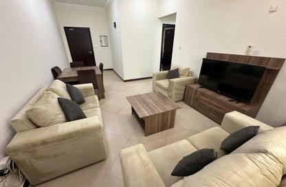 Apartment - 1 - 1 for rent in Umm Ghwailina Comm - Umm Ghuwalina - Umm Ghuwailina - Doha
