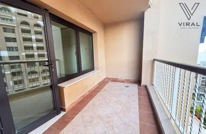 Apartment - 2 Bedrooms - 2 Bathrooms for rent in Tower 24 - Porto Arabia - The Pearl Island - Doha