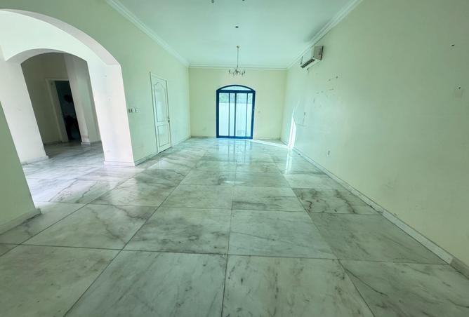 1004606 - Property Image 3