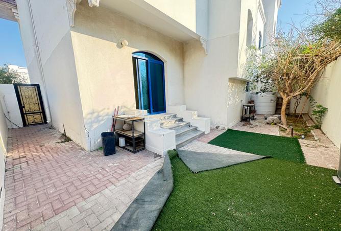 1004606 - Property Image 2