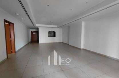 Apartment - 1 Bedroom - 2 Bathrooms for rent in East Porto Drive - Porto Arabia - The Pearl Island - Doha