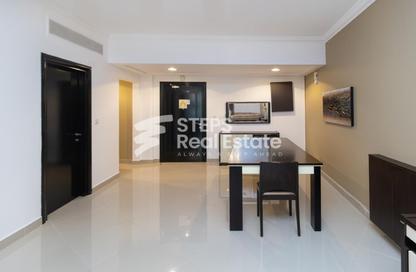 Apartment - 3 Bedrooms - 4 Bathrooms for rent in West Bay Tower - West Bay - West Bay - Doha