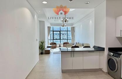 Apartment - 2 - 2 for rent in Marina Tower 21 - Marina District - Lusail