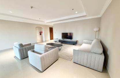 Apartment - 2 Bedrooms - 3 Bathrooms for rent in East Porto Drive - Porto Arabia - The Pearl Island - Doha Apartment - 2 Bedrooms - 3 Bathrooms for rent in East Porto Drive - Porto Arabia - The Pearl Island - Doha