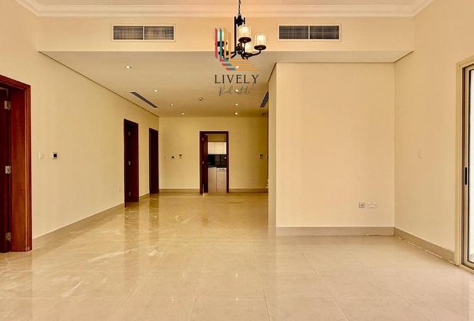 52956837 - صورة العقار 2