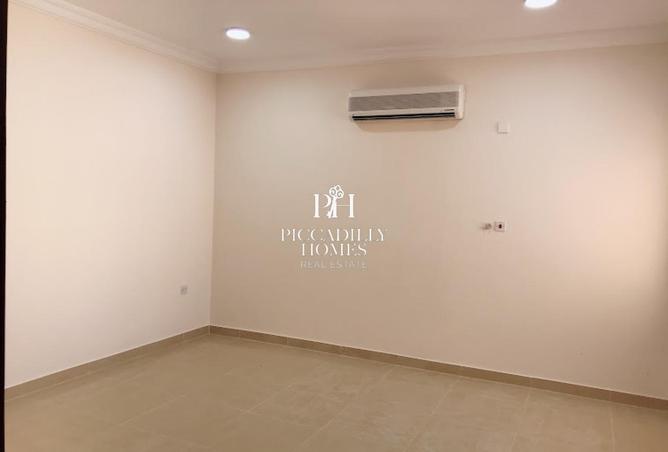 58793052 - Property Image 2
