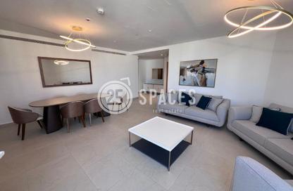 Apartment - 3 Bedrooms - 4 Bathrooms for rent in Floresta Gardens - Floresta Gardens - The Pearl Island - Doha