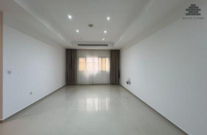Apartment - 2 Bedrooms - 2 Bathrooms for rent in Al Nasr Street - Al Nasr - Doha
