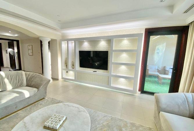 1018043 - Property Image 2