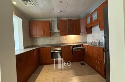 Apartment - 2 Bedrooms - 3 Bathrooms for rent in East Porto Drive - Porto Arabia - The Pearl Island - Doha