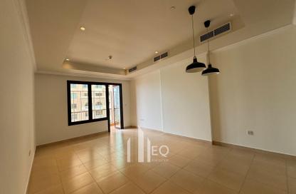 Apartment - 2 Bedrooms - 3 Bathrooms for rent in East Porto Drive - Porto Arabia - The Pearl Island - Doha