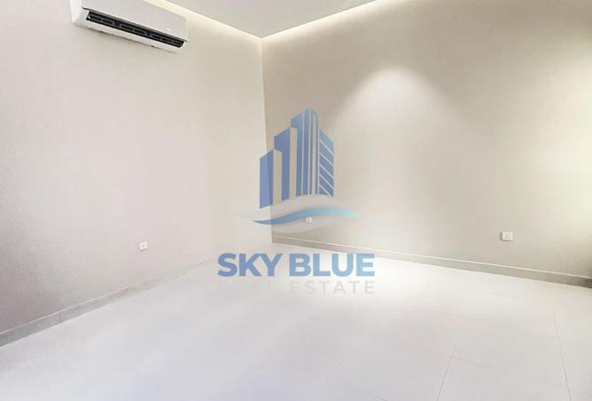 52911860 - Property Image 2