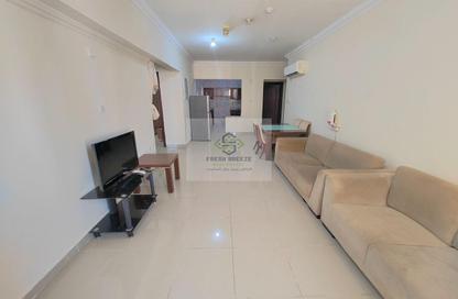 Apartment - 2 - 2 for rent in Umm Ghuwailina 4 - Umm Ghuwailina - Doha